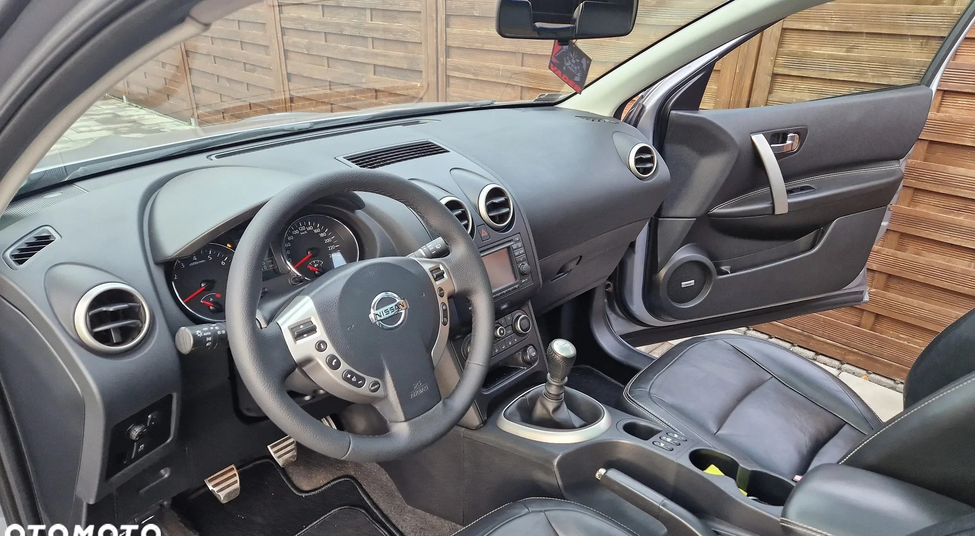 Nissan Qashqai cena 44900 przebieg: 165000, rok produkcji 2013 z Kozienice małe 667